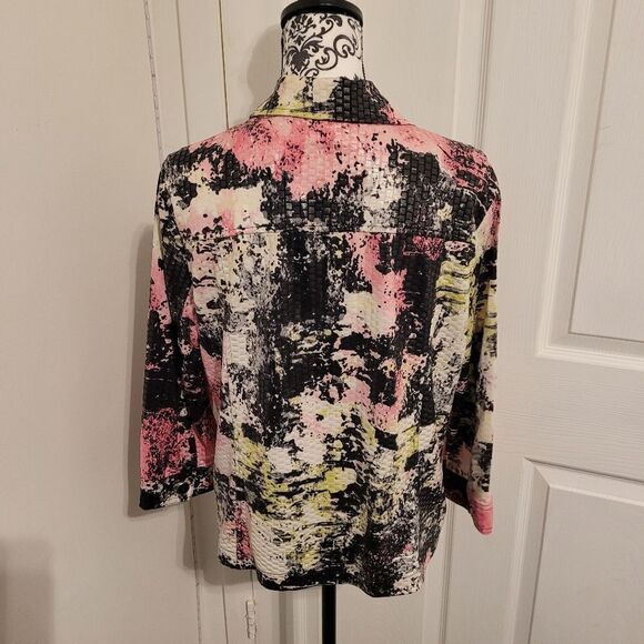 Southern Lady pink camo jacket - Picture 3 of 5